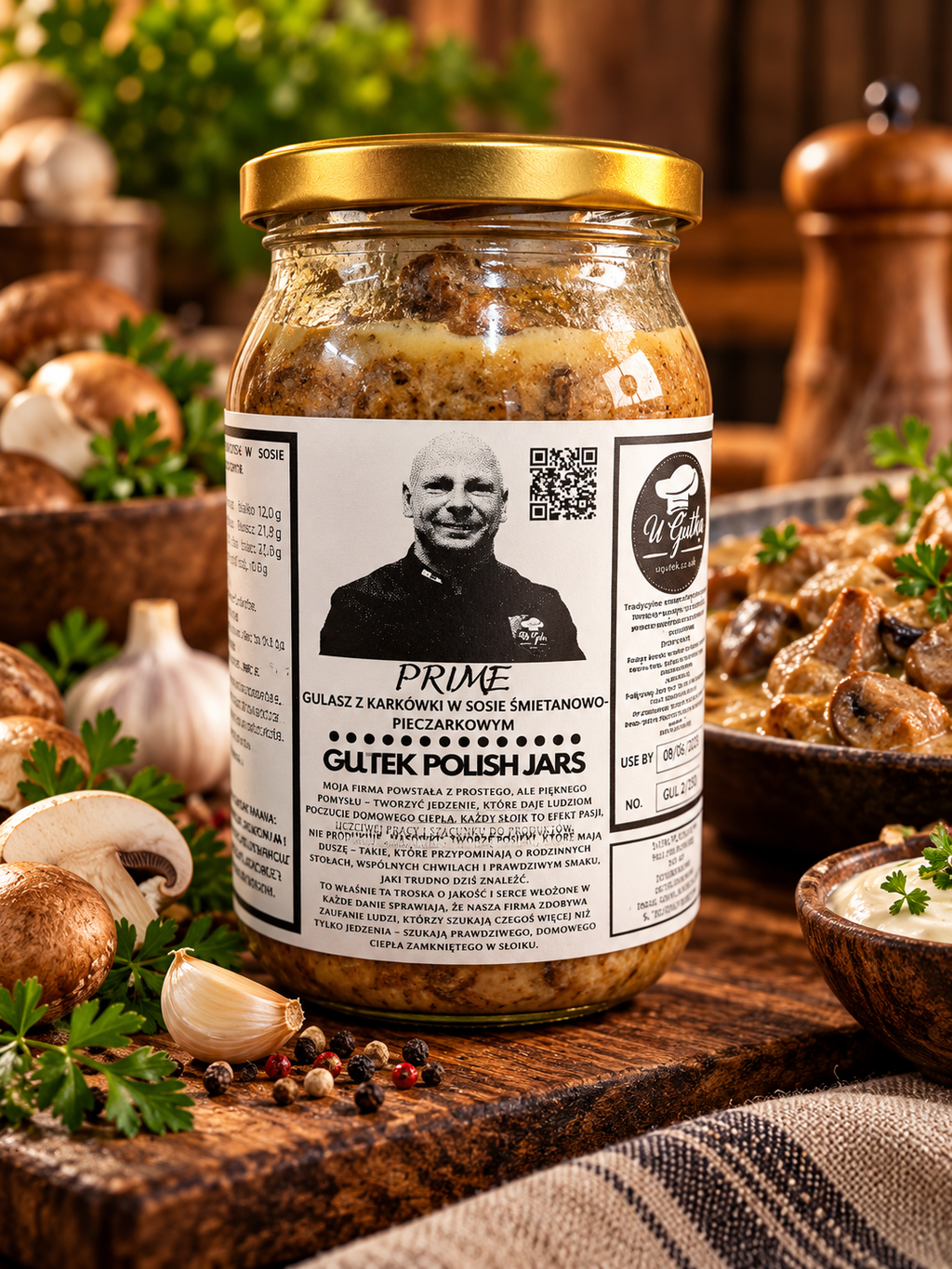 Pork Neck Goulash in Creamy Mushroom Sauce(Gulasz z karkówki w sosie śmietanowo-pieczarkowym)